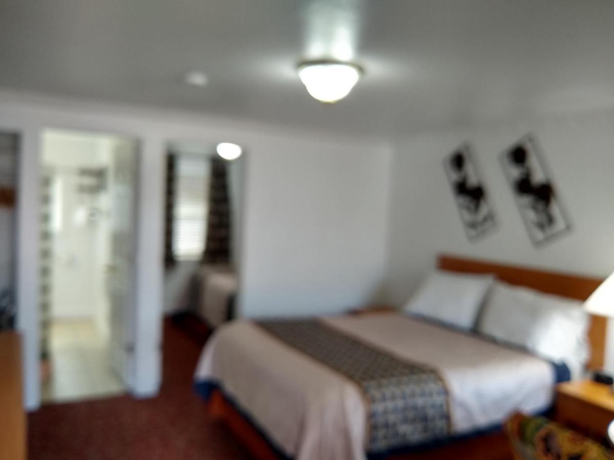Holiday Motel Bend Exterior foto