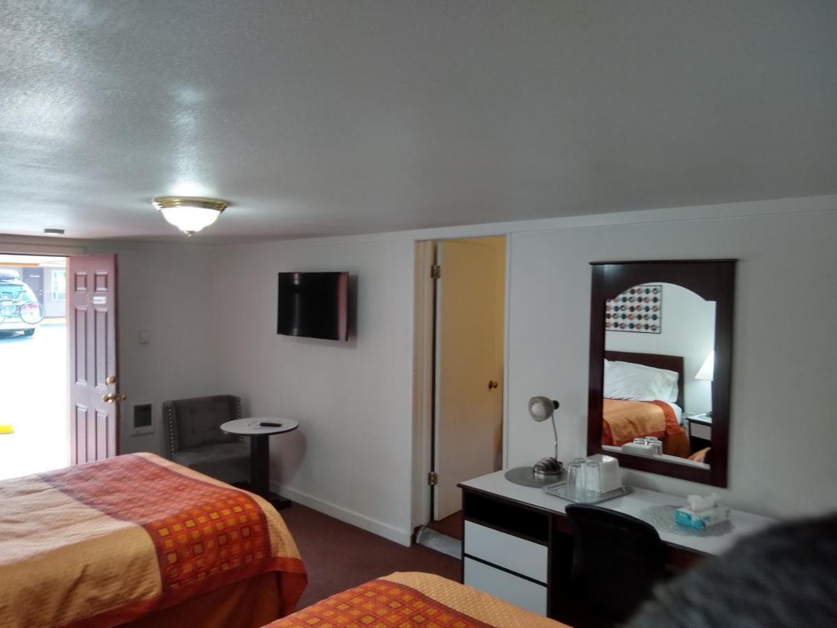 Holiday Motel Bend Exterior foto